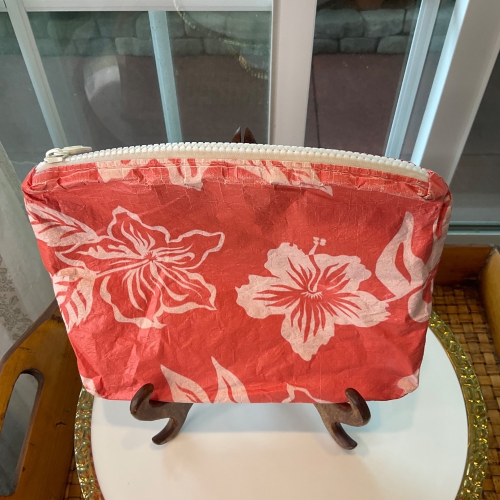 Aloha Collection Orange Pouch - Picture 2 of 5